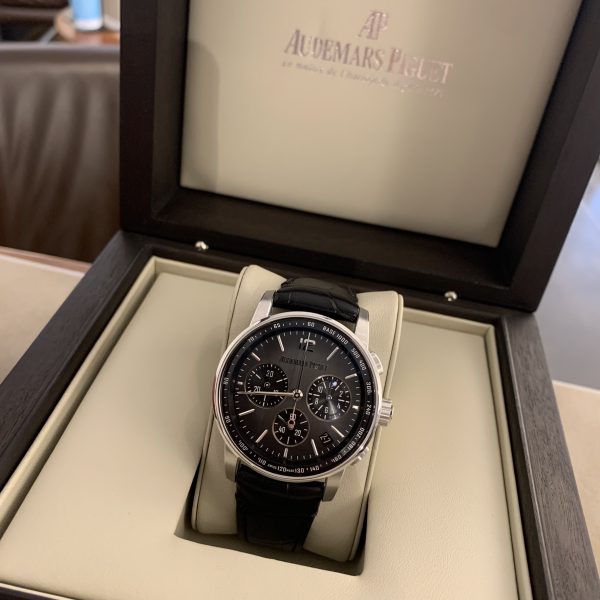 Montre Audemars Piguet Code 11.59